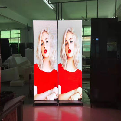 CE 640*1920 Smart LED Poster Display P4 Wewnętrzny 1920hz 2.604mm